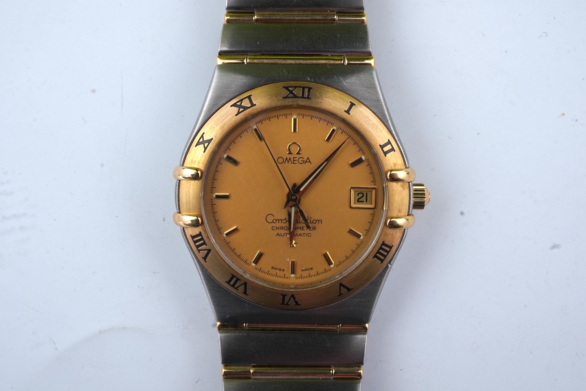 A gentleman's late 20th century steel and gold Omega Constellation Chronometer Automatic wrist watch